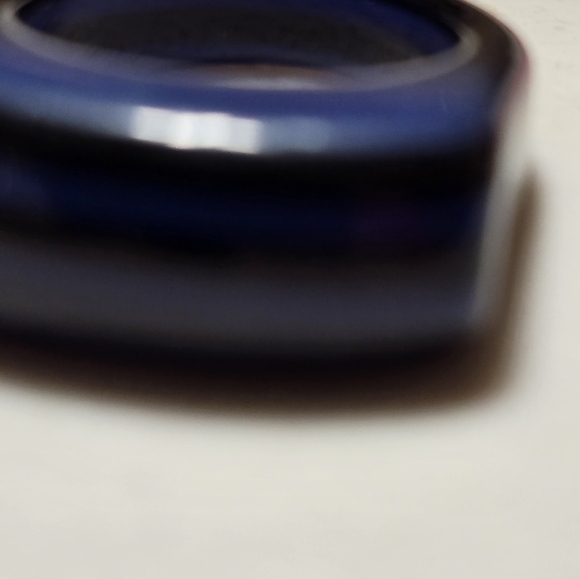 Vintage 70s Blue & Black Striped Lucite Ring 18 Pre Owned - Picture 3 of 5